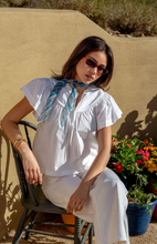 Load image into Gallery viewer, Kinsley Top White