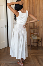 Load image into Gallery viewer, Elina Skirt Almond STRP
