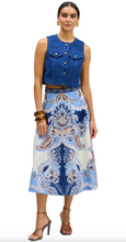 Load image into Gallery viewer, Andie Vest Navy