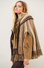 Load image into Gallery viewer, Prato Poncho Brown - OS