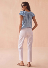 Load image into Gallery viewer, Wilora Blouse Tate Hydrangea