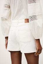 Load image into Gallery viewer, Bevy Shorts Ecru