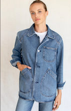 Load image into Gallery viewer, Cabin Jacket Classic Stonewash
