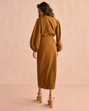 Load image into Gallery viewer, Avery Midi Cinnamon