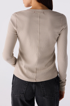 Load image into Gallery viewer, Calla Henley Imprint