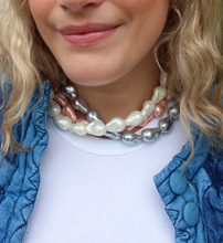 Load image into Gallery viewer, Ariel Pearl Collar Necklace