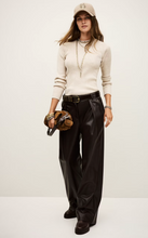 Load image into Gallery viewer, Jumper Banny