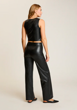 Load image into Gallery viewer, Faux Leather Shell Black