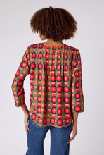 Load image into Gallery viewer, Edie Top Mod Daisy