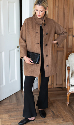 Cozy Coat Camel Boucle