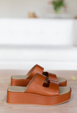 Load image into Gallery viewer, Platform Slide Almond Leather