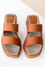 Load image into Gallery viewer, Platform Slide Almond Leather