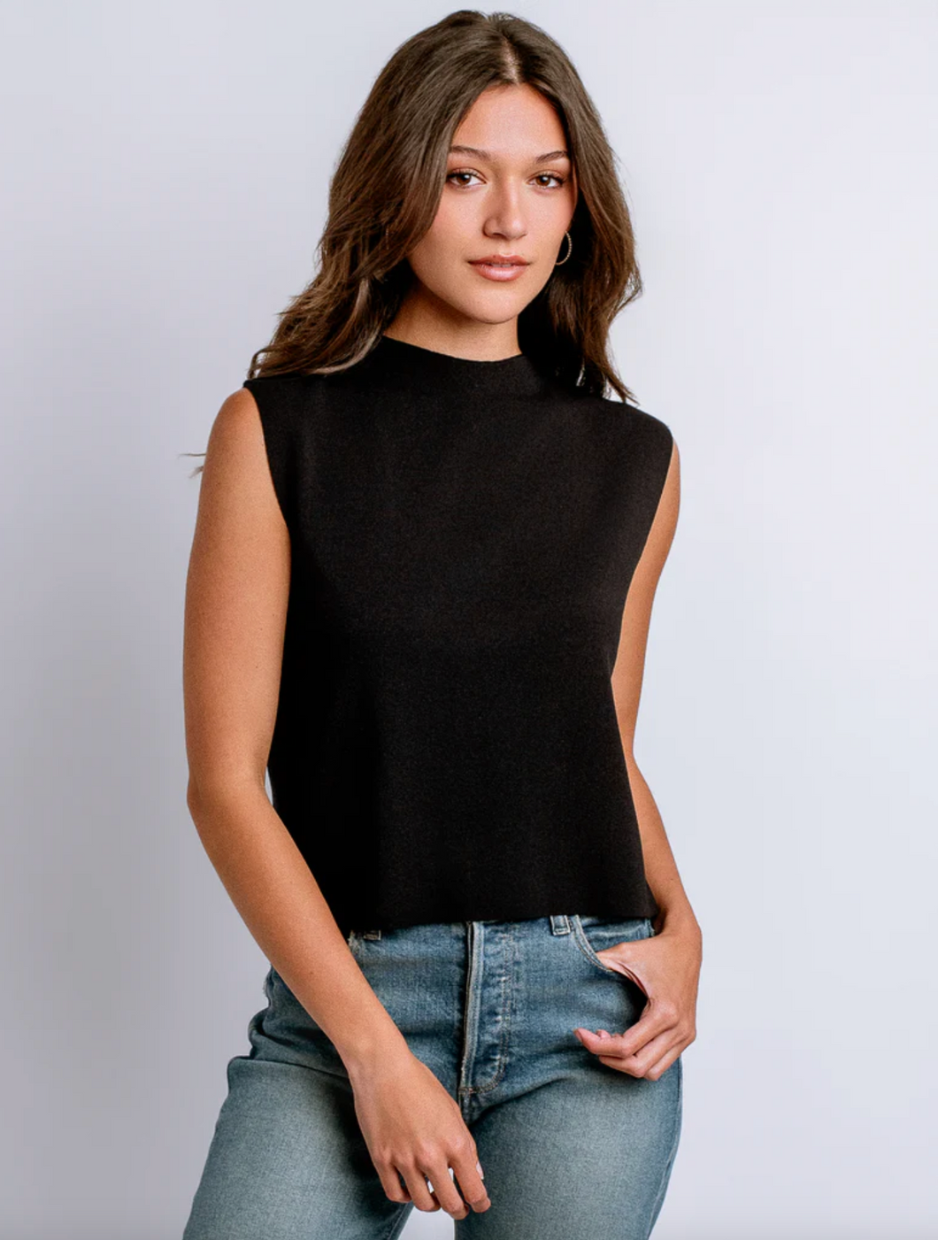 Betty Solid Top Black