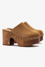 Load image into Gallery viewer, Miso Wooden Clog Peanut