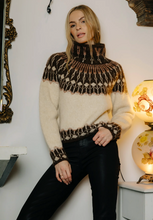 Load image into Gallery viewer, Valentine Sweater Ivory Multi
