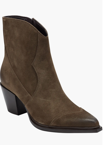 Giulie BOOTIE DEN01