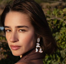Load image into Gallery viewer, Luxe Paulina Earrings White