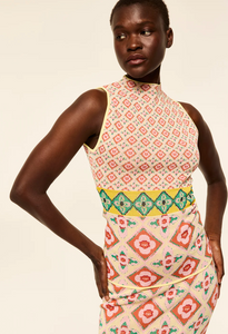 Lona Top Floral Block