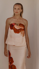 Load image into Gallery viewer, Lyka Top Peony Love