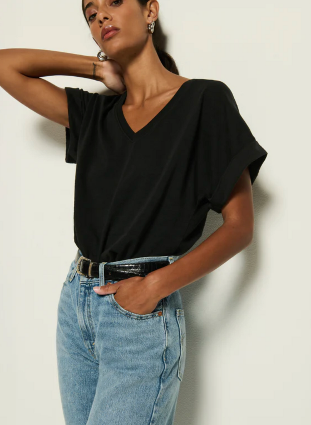 Stevie Cuffed V Neck Jet Black