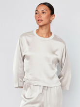 Load image into Gallery viewer, Cosmo Satin Crewneck Top Cream