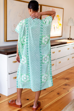 Load image into Gallery viewer, Daughters Caftan Green