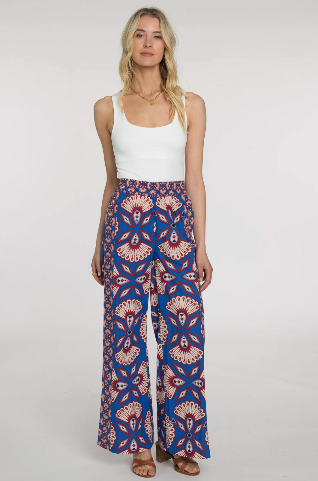 Sutton Pant Saphire Feather