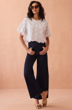 Load image into Gallery viewer, Adi Top Joni Coconut