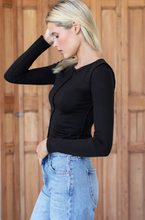 Load image into Gallery viewer, Amy Crewneck Black