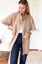 Load image into Gallery viewer, Layering Jacket Camel