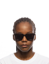 Load image into Gallery viewer, Steadfast Sunnies Black
