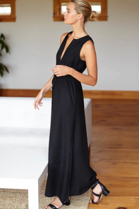 Grecian Keyhole Dress Black